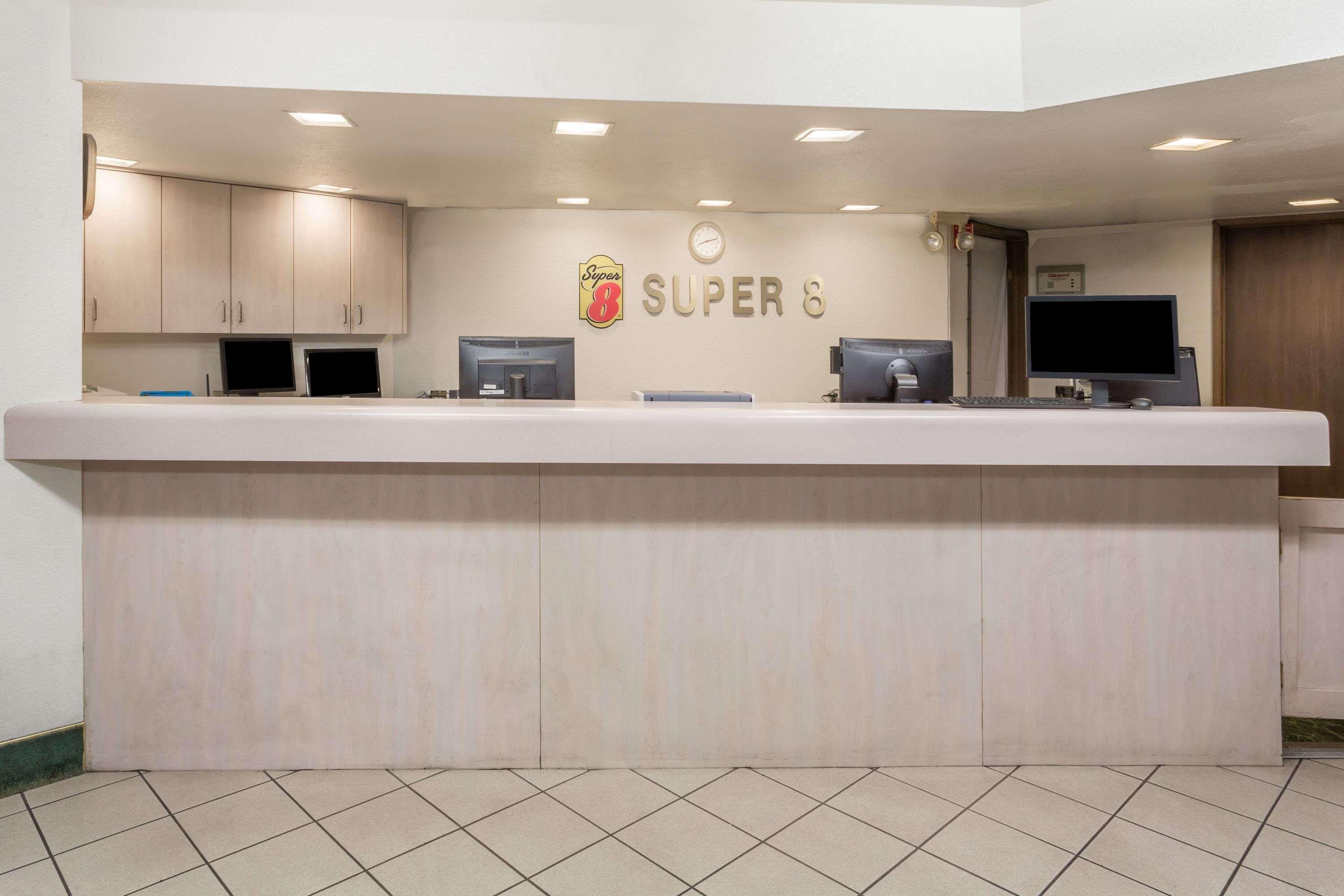 Super 8 By Wyndham Phoenix Metro North Luaran gambar