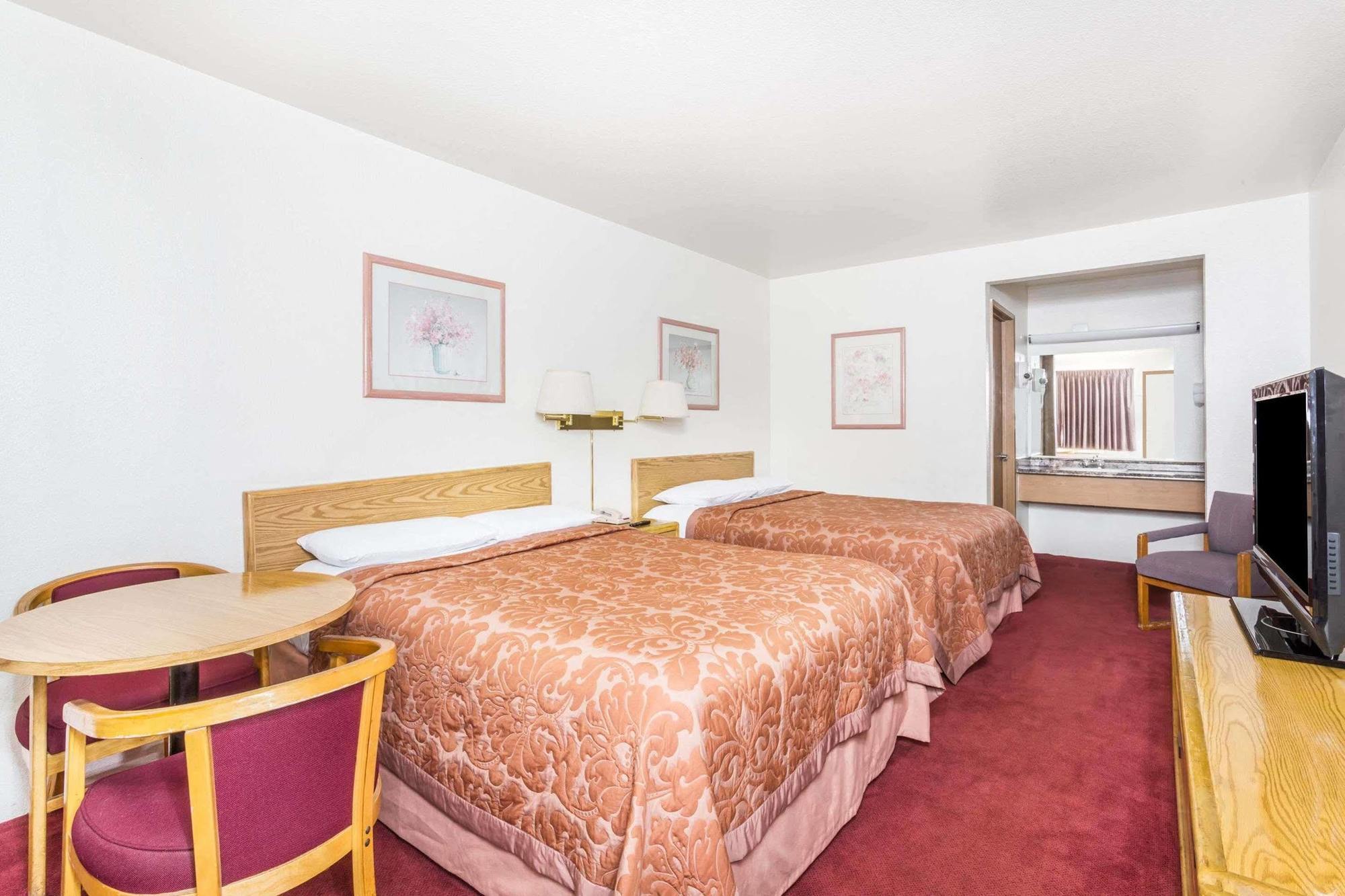 Super 8 By Wyndham Phoenix Metro North Luaran gambar